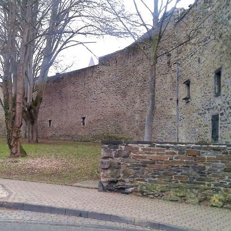 Ferienwohnung "An Der Stadtmauer" Andernach Luaran gambar